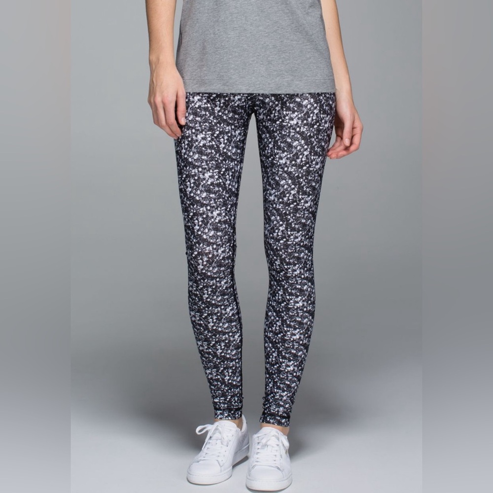 <Lululemon> Shine Tight (Roll Down)